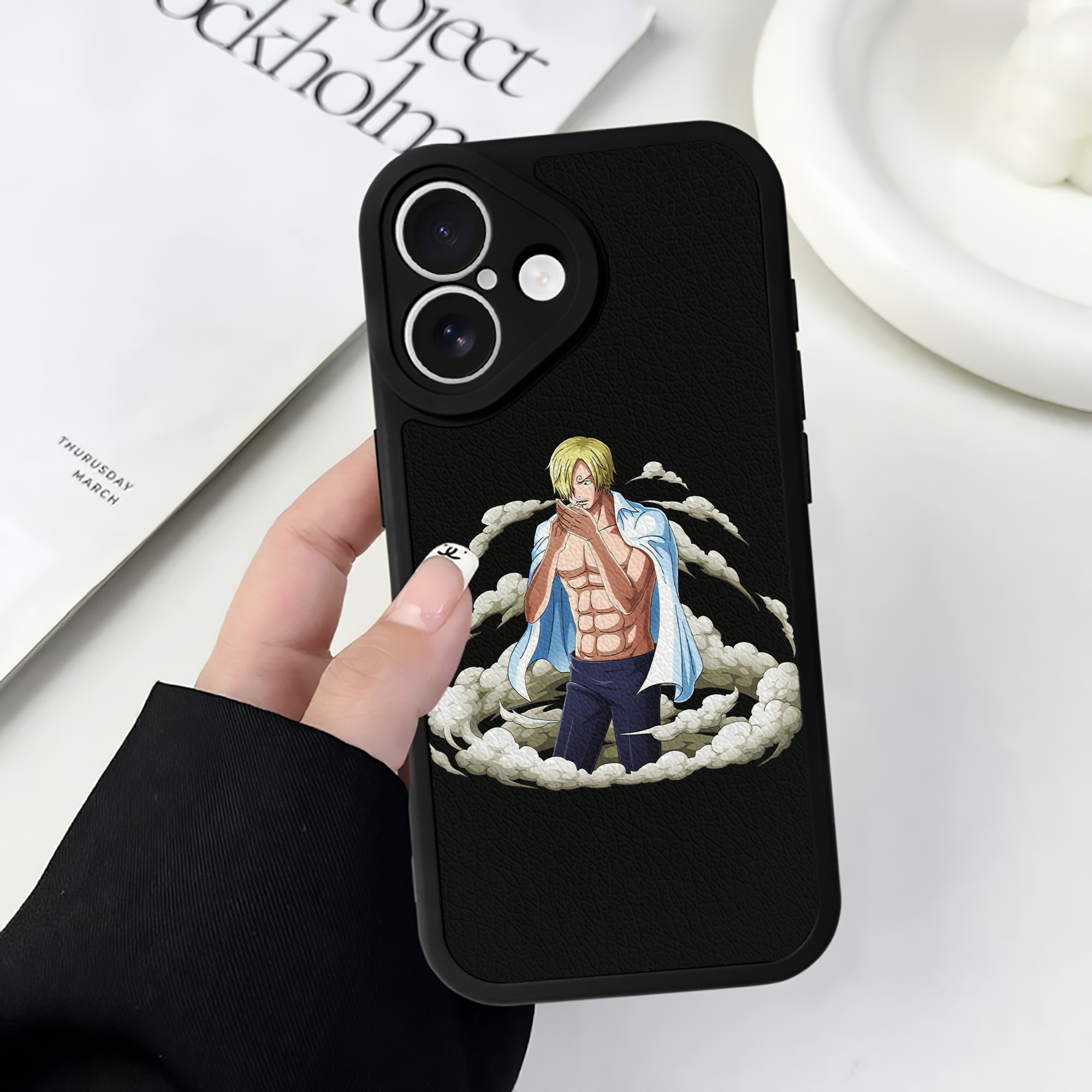 （画像用） ワンピース サンジ ONE PIECE Sanji 【iPhone 16シリーズ対応】シリコンスマホケース（レザー調） 材質：シリコン